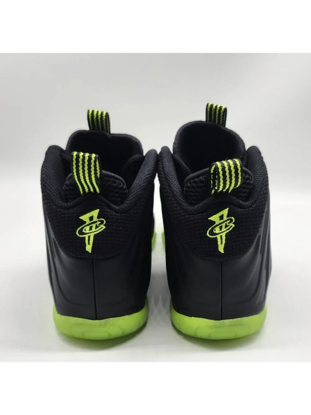 Nike construction box